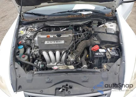 2003 Honda Accord 2.4 Ex z USA, uszkodzony, nr VIN JHMCM56683C052732